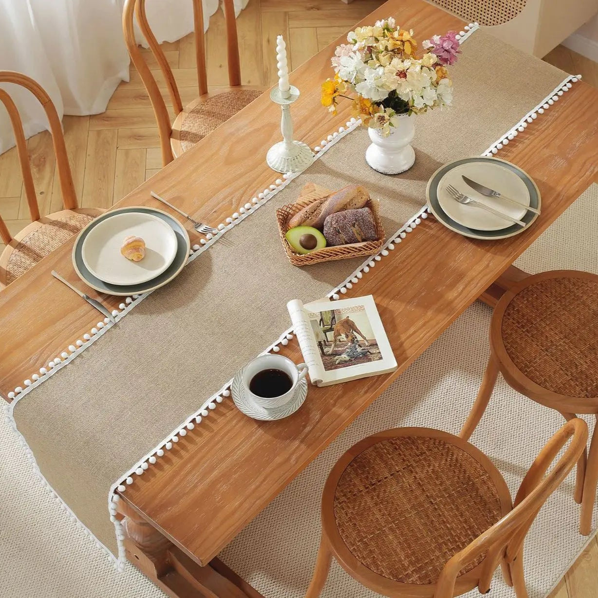 CASSIE - Chemin de table