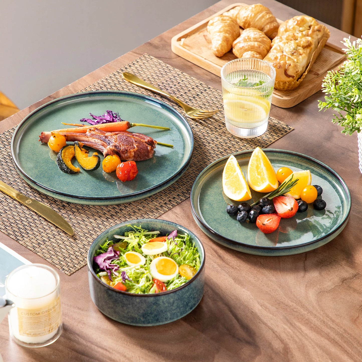 AURORE - Service de 12, 24 et 36 pièces en porcelaine